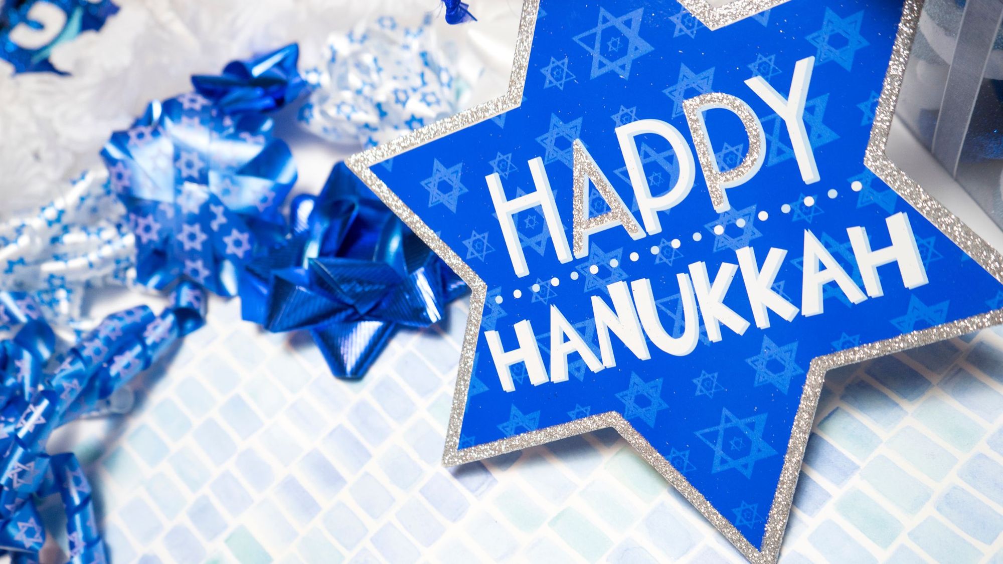 8 Hanukkah Gift Ideas Perfect for Your Loved Ones – CircleDNA