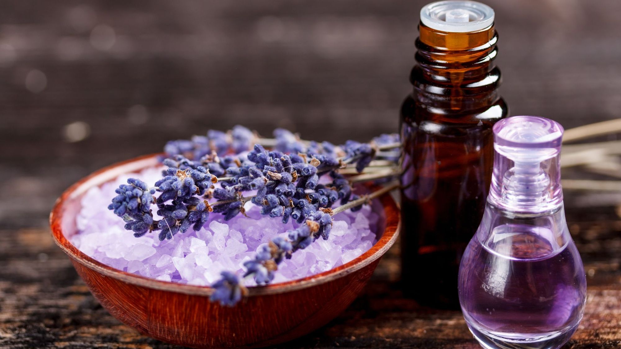 11 Essential Oils: Their Benefits and How To Use Them