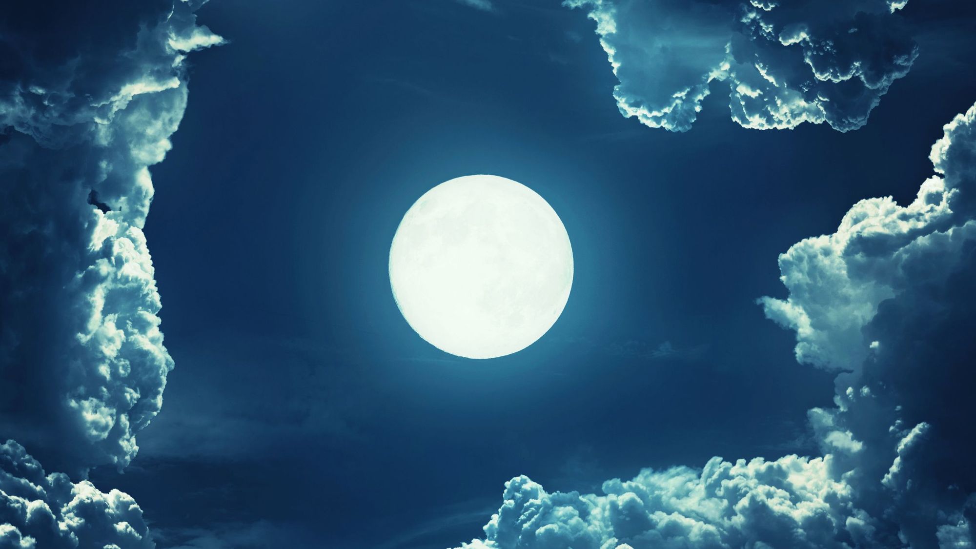 The Fascinating World of Full Moon Superstitions